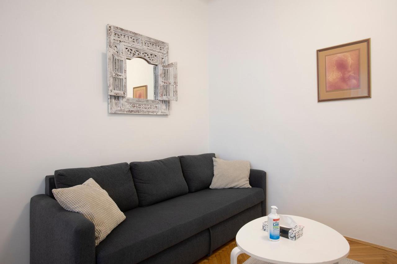 Vedrana-Near Centre And Free Garage, Electricity For Electric Cars Zagreb Bagian luar foto