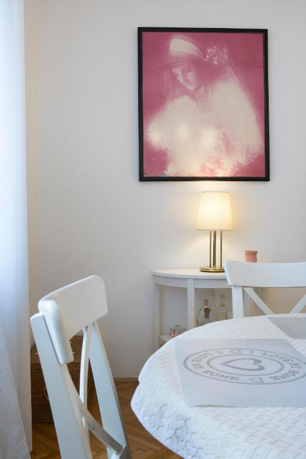 Vedrana-Near Centre And Free Garage, Electricity For Electric Cars Zagreb Bagian luar foto