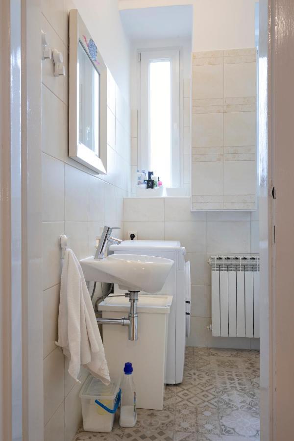 Vedrana-Near Centre And Free Garage, Electricity For Electric Cars Zagreb Bagian luar foto
