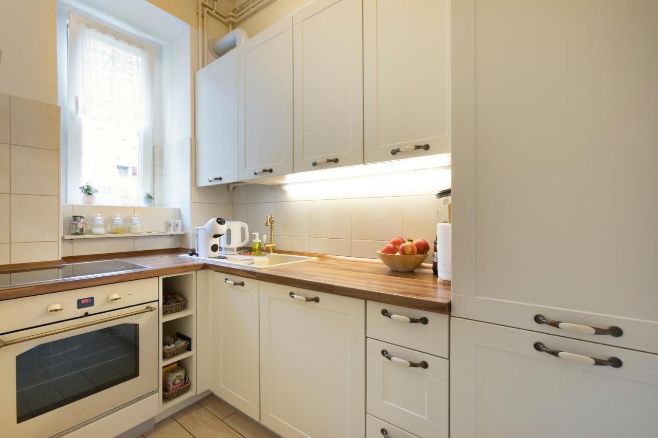 Vedrana-Near Centre And Free Garage, Electricity For Electric Cars Zagreb Bagian luar foto
