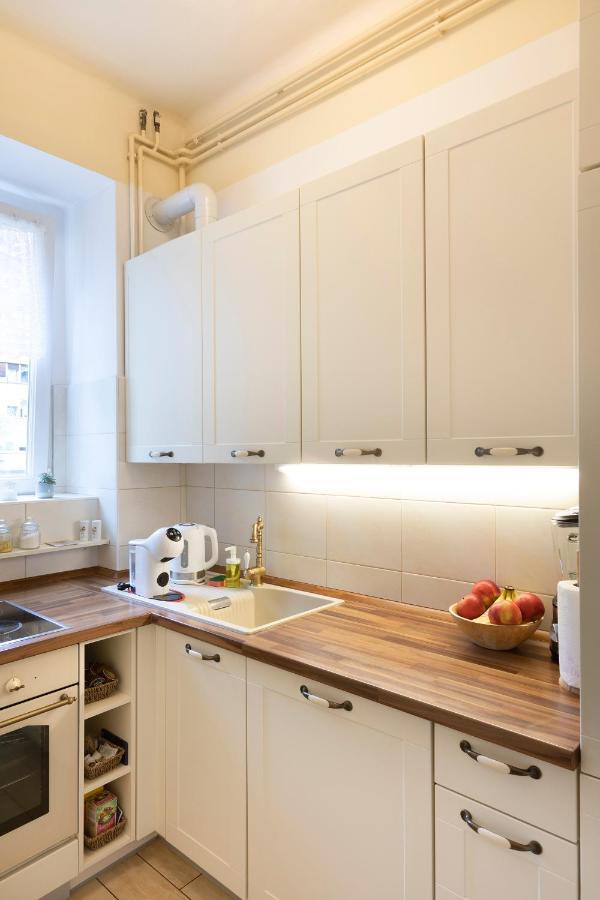 Vedrana-Near Centre And Free Garage, Electricity For Electric Cars Zagreb Bagian luar foto