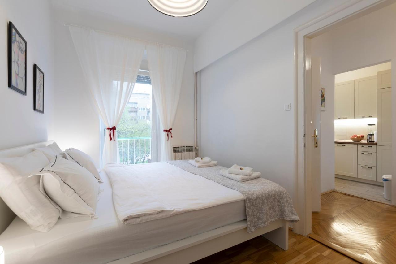 Vedrana-Near Centre And Free Garage, Electricity For Electric Cars Zagreb Bagian luar foto