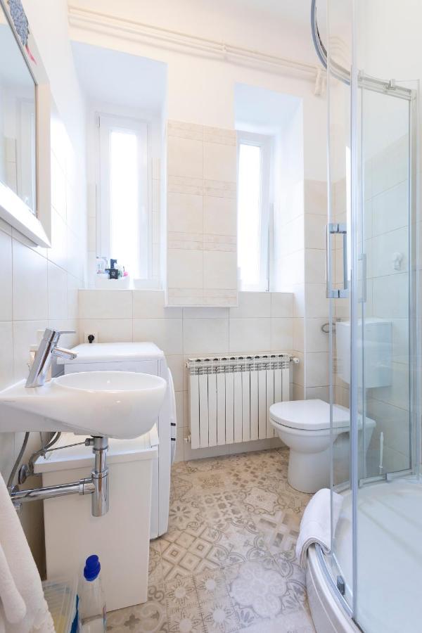 Vedrana-Near Centre And Free Garage, Electricity For Electric Cars Zagreb Bagian luar foto
